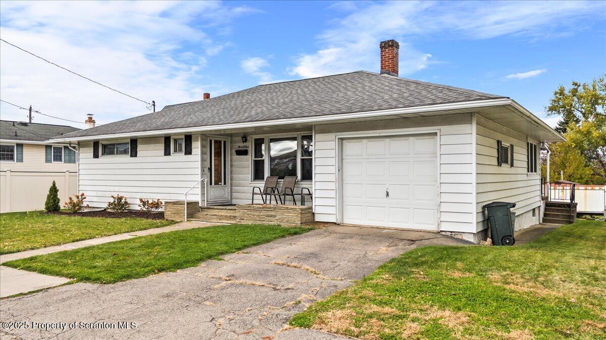 305 Reeves Street Dunmore, PA 18512 - Photo 1 of 33 04-DJI_20251029111112_0187_D