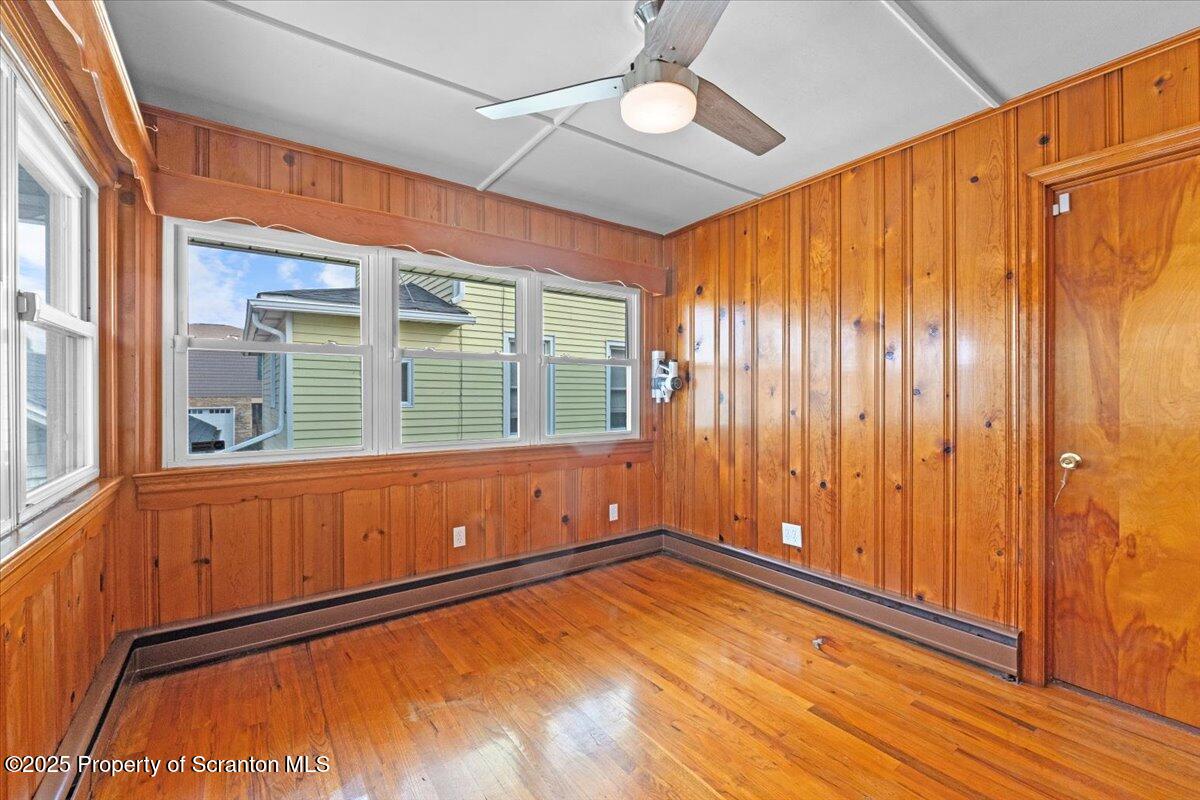 305 Reeves Street Dunmore, PA 18512 - Photo 19 of 33 10-DSC02437