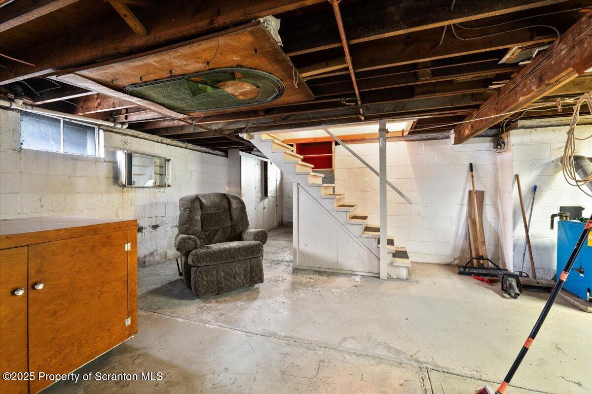 305 Reeves Street Dunmore, PA 18512 - Photo 23 of 33 15-DSC02452