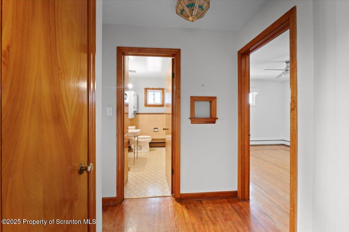 305 Reeves Street Dunmore, PA 18512 - Photo 5 of 33 17-DSC02434
