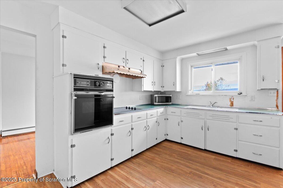 305 Reeves Street Dunmore, PA 18512 - Photo 9 of 33 25-DSC02458