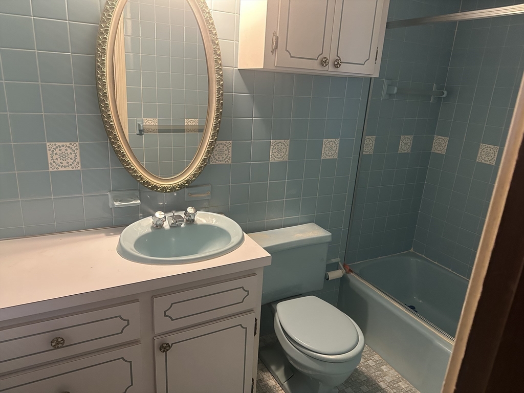 51 Adams Avenue Everett, MA 02149 - Photo 17 of 37