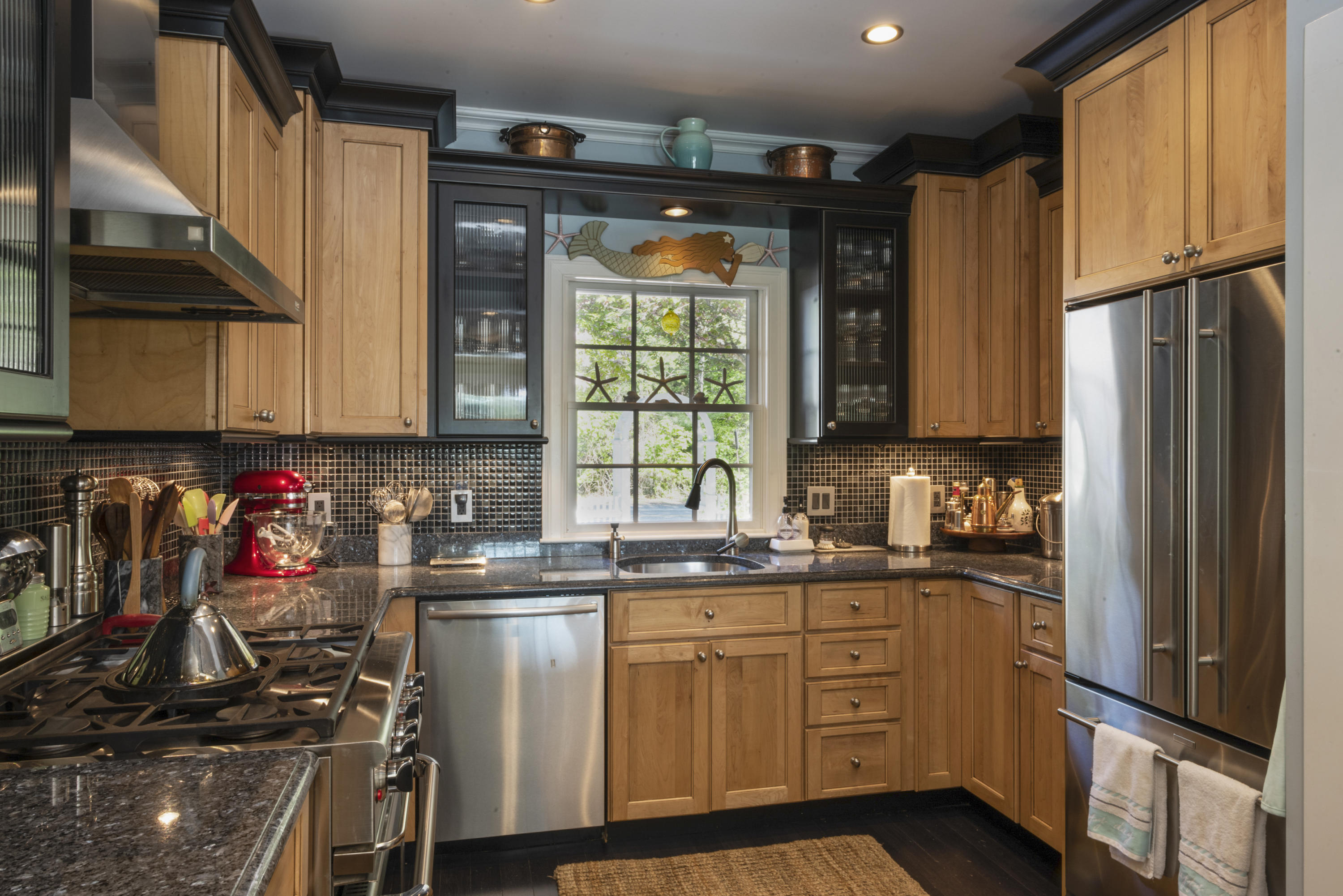 243 Tower Hill Road Osterville, MA 02655 - Photo 16 of 28 Kitchen-9236230