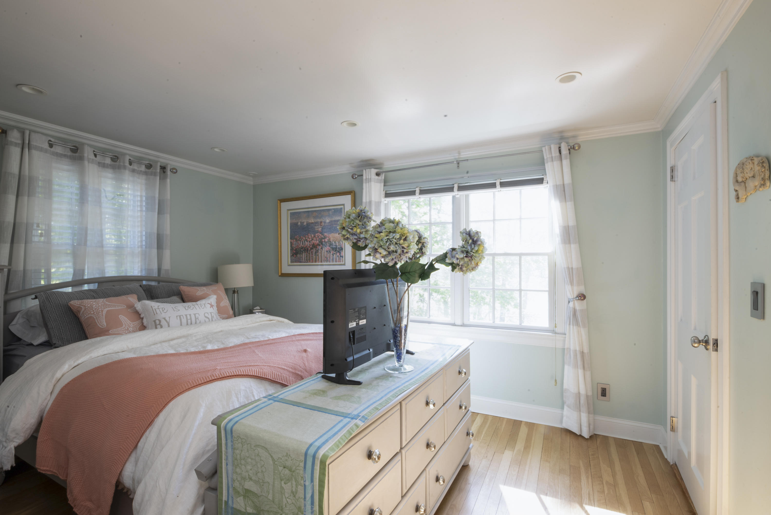 243 Tower Hill Road Osterville, MA 02655 - Photo 18 of 28 Bedroom-9236220
