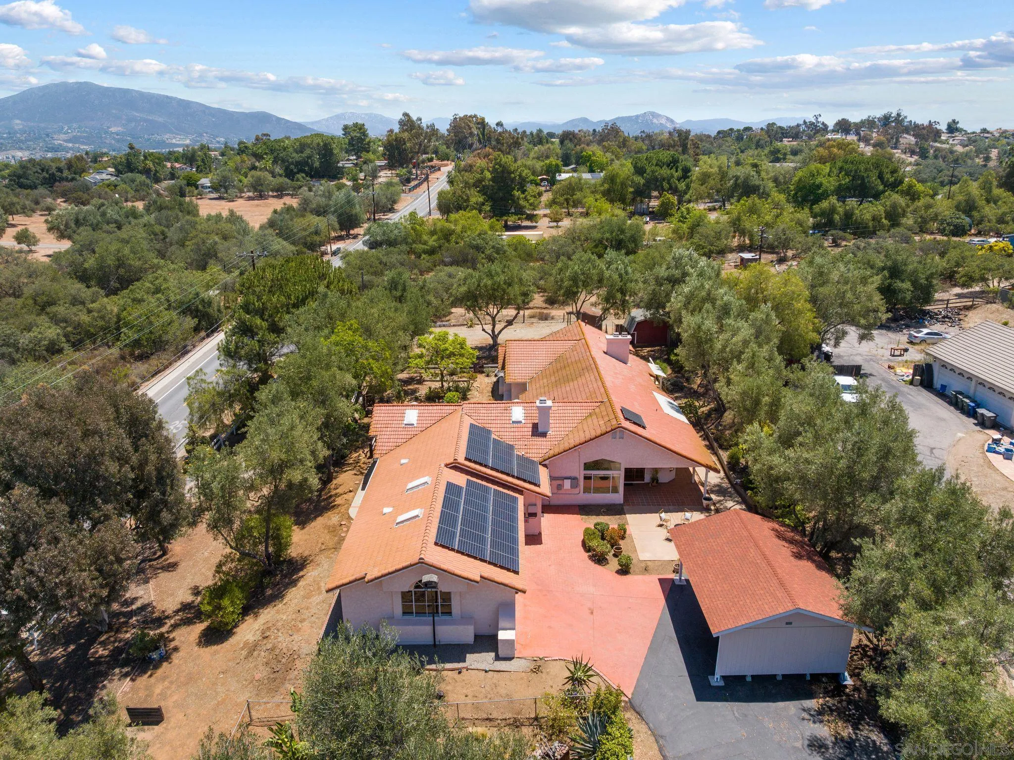579 Alpine Trail Road Alpine, CA 91901 - Photo 3 of 58
