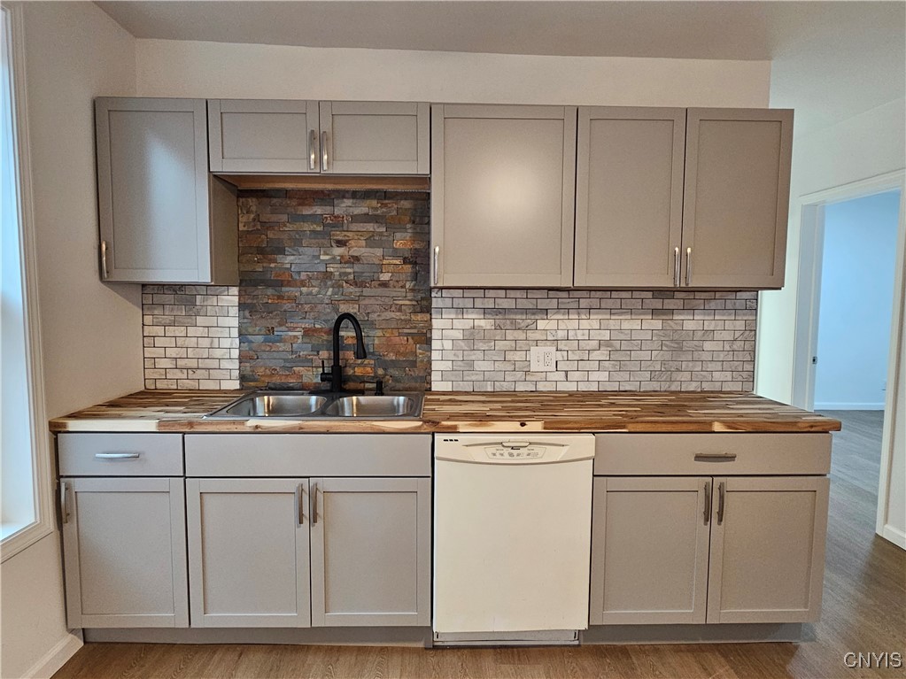 923 Rutger Street Utica, NY 13501 - Photo 39 of 49