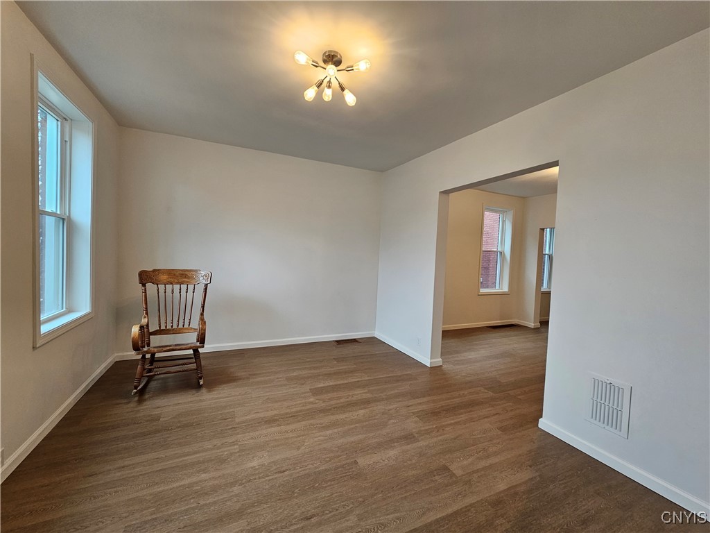 923 Rutger Street Utica, NY 13501 - Photo 4 of 49