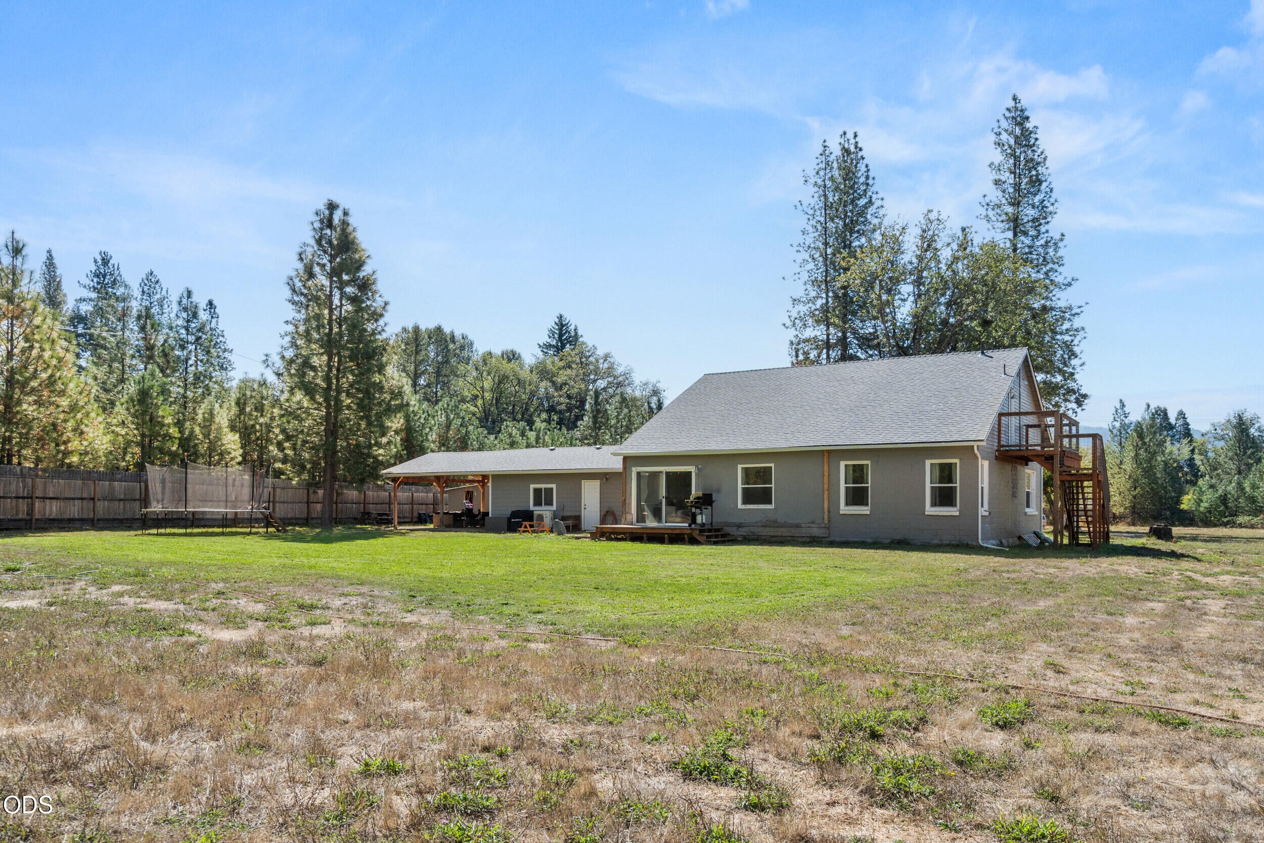 710 Garner Road Cave Junction, OR 97523 - Photo 33 of 54 Gallery Image 33
