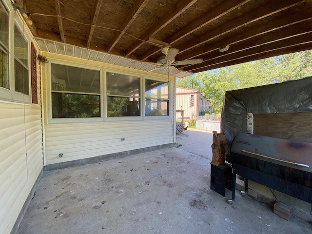 19277 Harrison Street Road Charleston, IL 61920 - Photo 5 of 19 Gallery Image 5