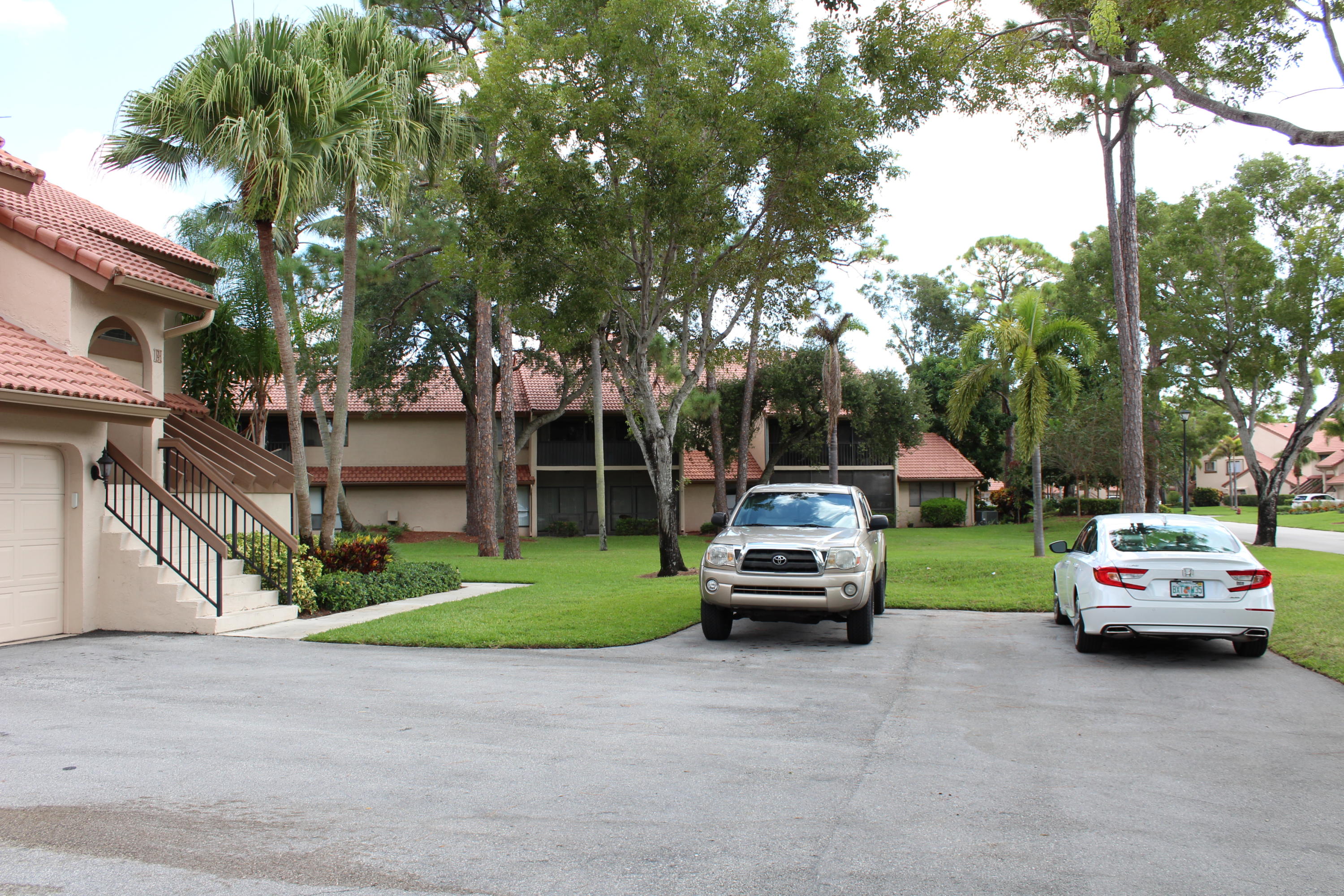 5520 Coach House Circle, Unit H Boca Raton, FL 33486 - Photo 24 of 26 5520 COACH HOUSE CIR (23)