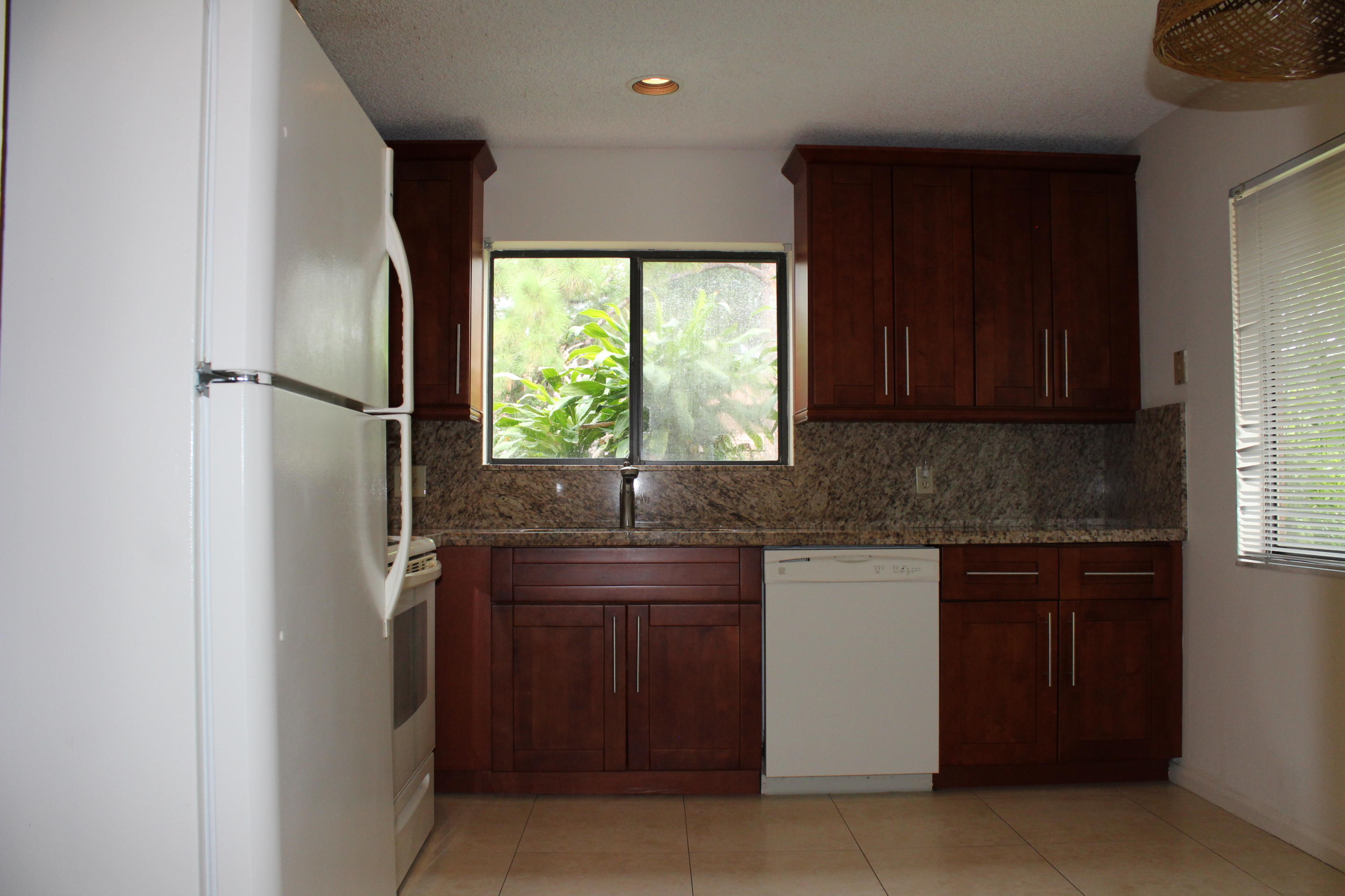 5520 Coach House Circle, Unit H Boca Raton, FL 33486 - Photo 6 of 26 5520 COACH HOUSE CIR NEW (2)