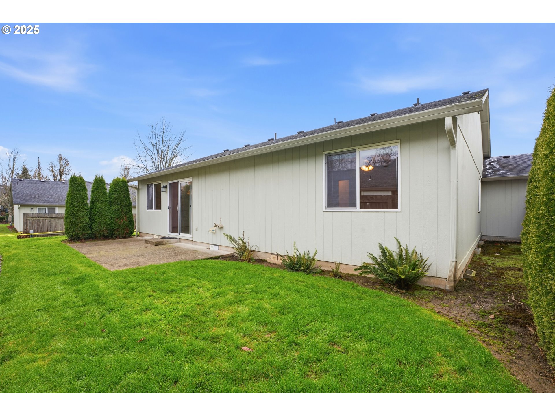 513 Southeast Clark Avenue Battle Ground, WA 98604 - Photo 11 of 30 a house view with a garden space