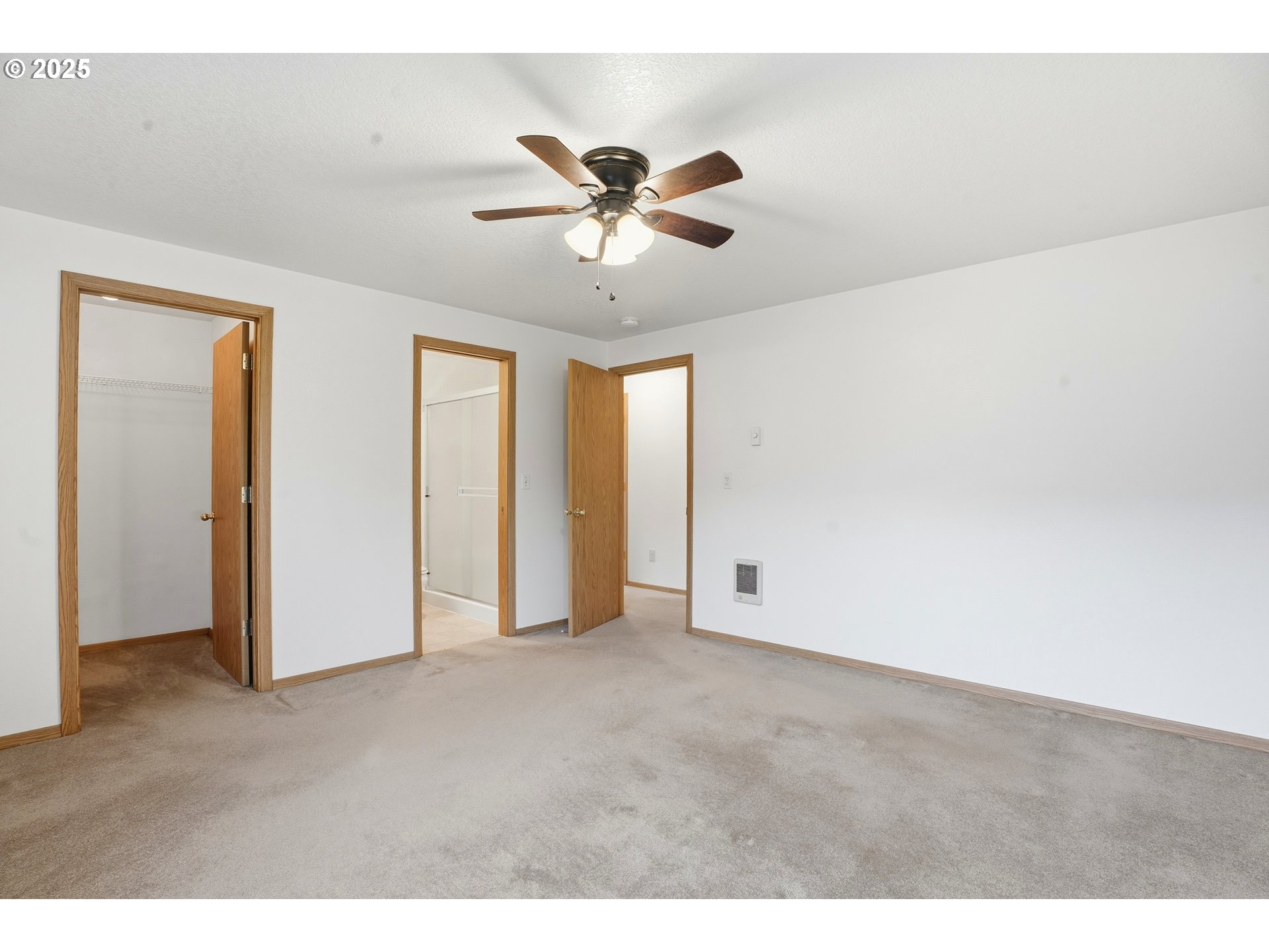 513 Southeast Clark Avenue Battle Ground, WA 98604 - Photo 17 of 30 a view of an empty room