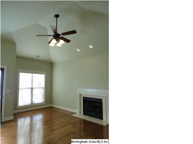1121 Weybridge Road Pelham, AL 35124 - Photo 7 of 31
