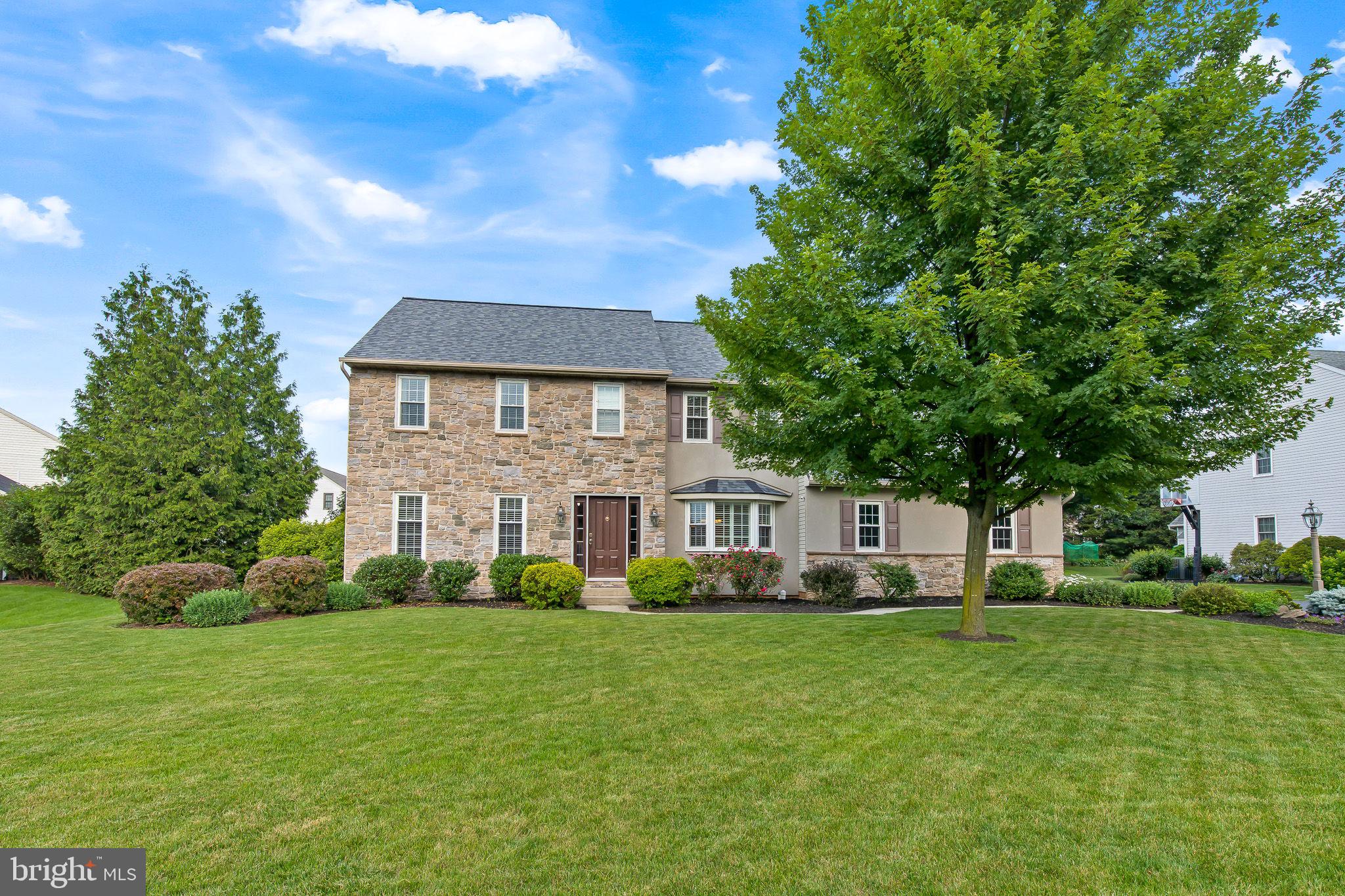 716 Steeplechase Road Landisville, PA 17538 - Photo 1 of 32 716 Steeplechase- Exclusive Hempfield Neighborhood