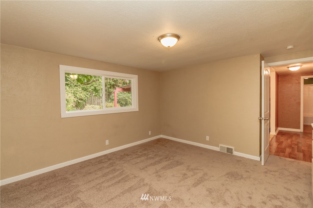 401 Harrison Street Sumner, WA 98390 - Photo 13 of 25 Gallery Image 13