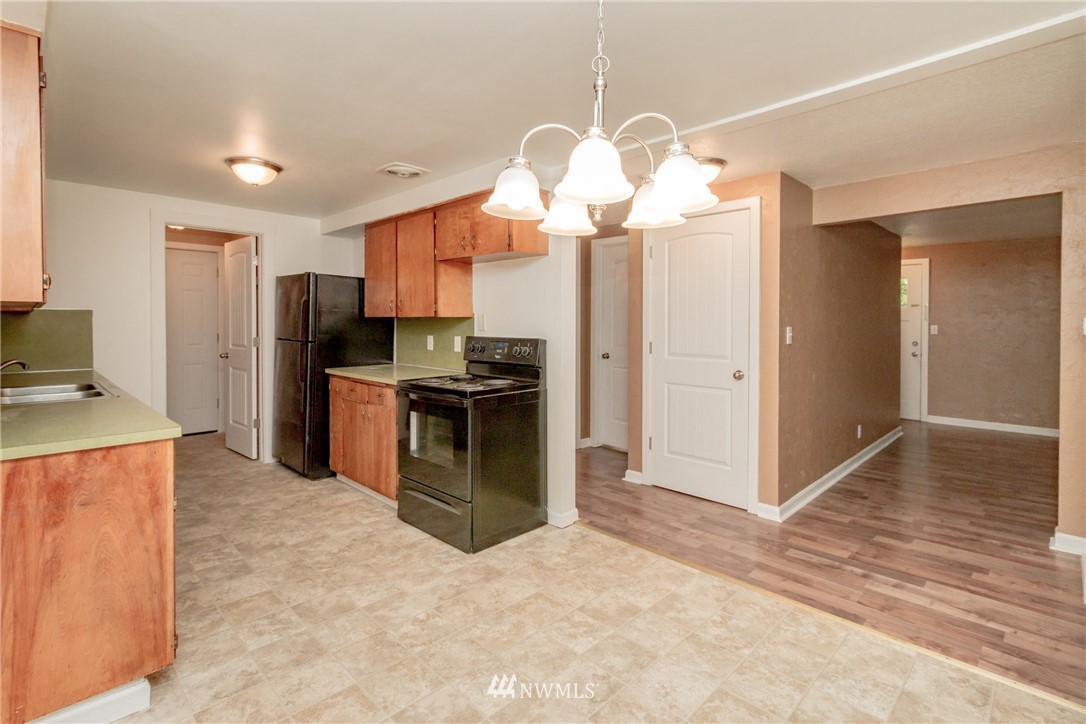 401 Harrison Street Sumner, WA 98390 - Photo 9 of 25 Gallery Image 9