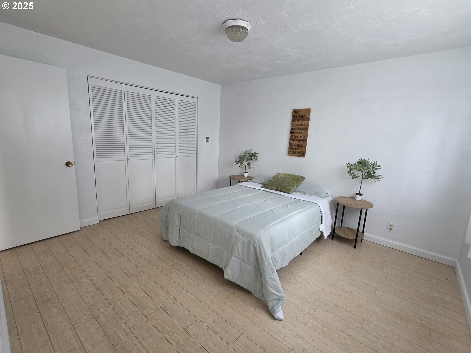 894 East 35th Avenue Eugene, OR 97405 - Photo 18 of 23