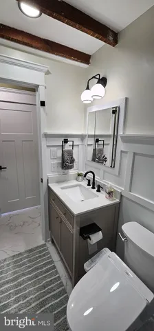 a view of washer and dryer