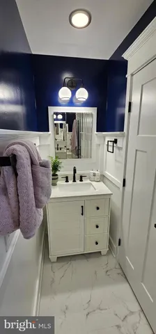 a view of washer and dryer