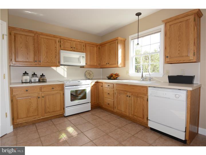 526 Maple Grove Road Mohnton, PA 19540 - Photo 8 of 25 Kitchen
