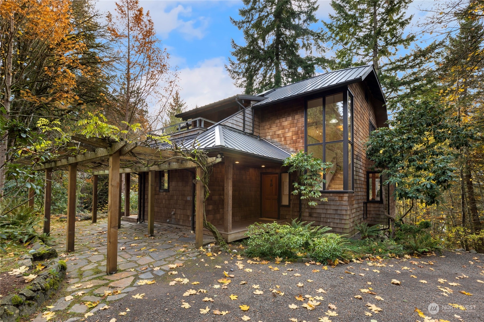 8121 Hansen Road Northeast Bainbridge Island, WA 98110 - Photo 2 of 37 Gallery Image 2