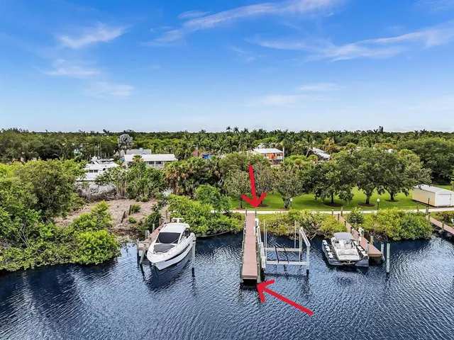 $1,190,000 | 755 Southwest River Bend Circle, Stuart, FL 34997