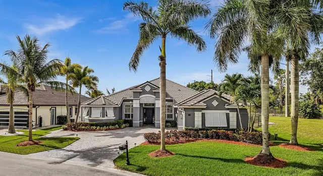 $1,190,000 | 755 Southwest River Bend Circle, Stuart, FL 34997