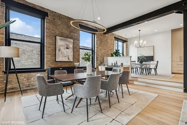 $1,900,000 | 401 North Aberdeen Street, Unit 3N, Chicago, IL 60642