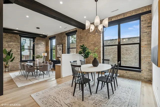 $1,900,000 | 401 North Aberdeen Street, Unit 3N, Chicago, IL 60642