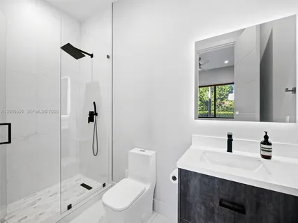 $2,650,000 | 739 Northeast 17th Way, Fort Lauderdale, FL 33304