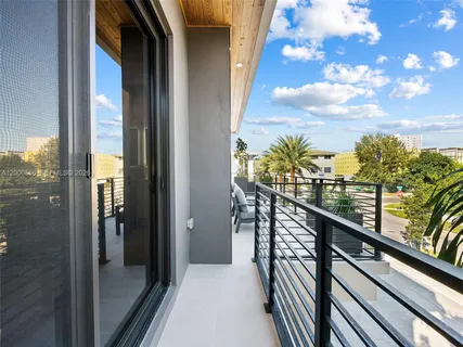 $2,650,000 | 739 Northeast 17th Way, Fort Lauderdale, FL 33304