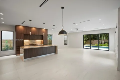 $2,650,000 | 739 Northeast 17th Way, Fort Lauderdale, FL 33304