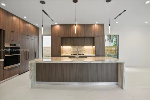 $2,650,000 | 739 Northeast 17th Way, Fort Lauderdale, FL 33304