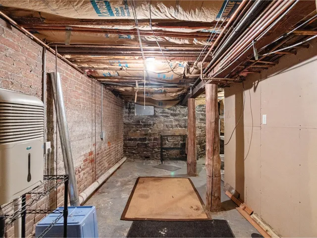 $355,000 | 20 Clarke Street, Unit 1, Burlington, VT 05401