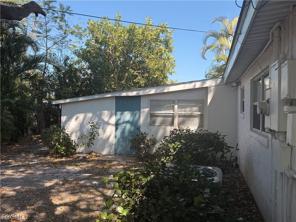 1659 Ricardo Avenue Fort Myers, FL 33901 - Photo 15 of 17