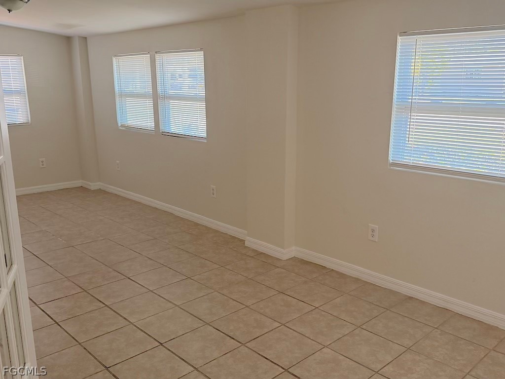 1659 Ricardo Avenue Fort Myers, FL 33901 - Photo 10 of 17
