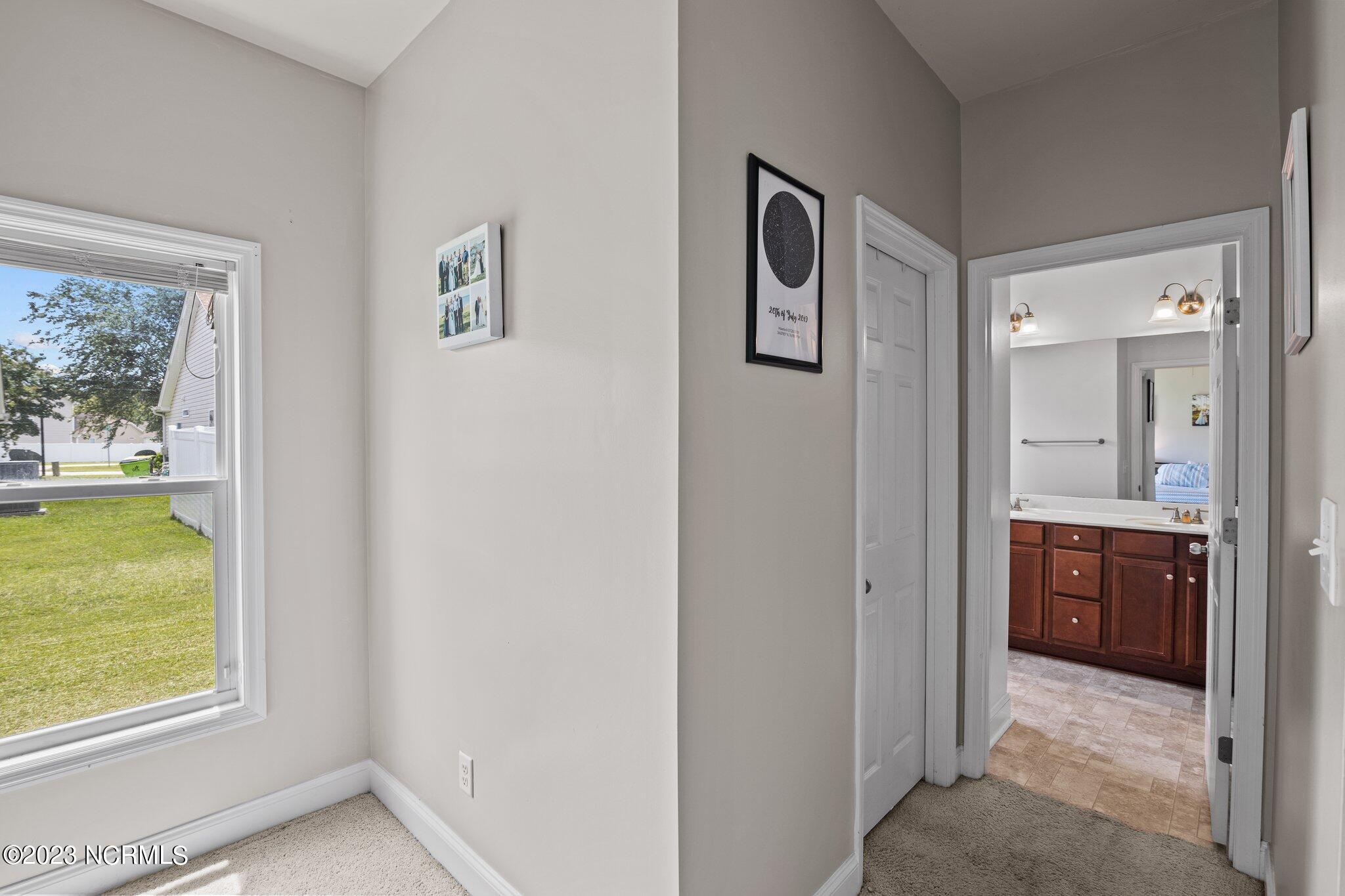 418 Peregrine Ridge Drive New Bern, NC 28560 - Photo 20 of 40 24-web-or-mls-2I3A0039