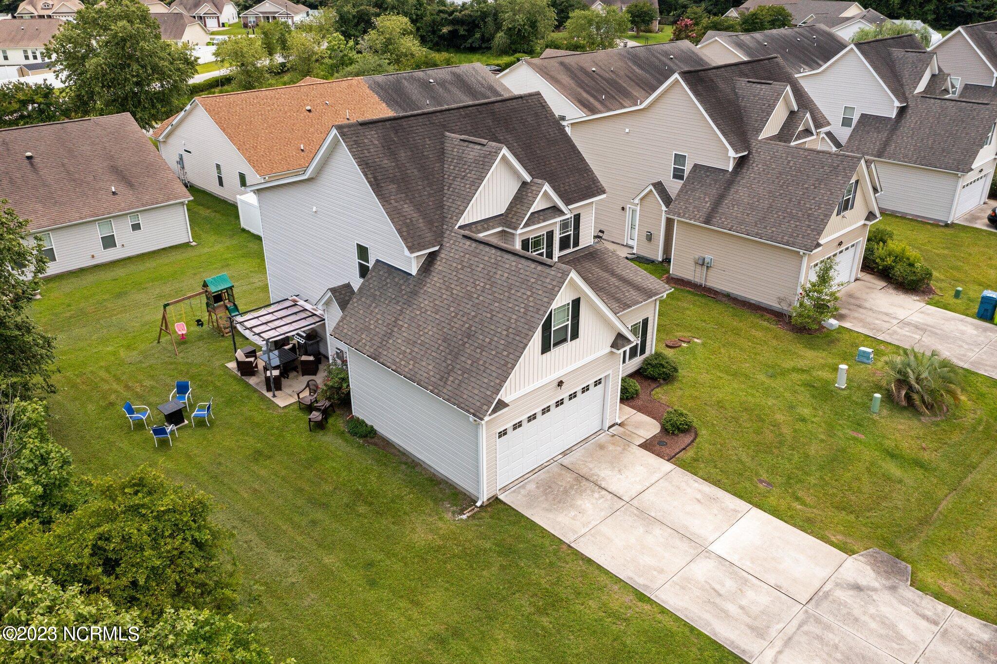 418 Peregrine Ridge Drive New Bern, NC 28560 - Photo 34 of 40 40-web-or-mls-DJI_0930
