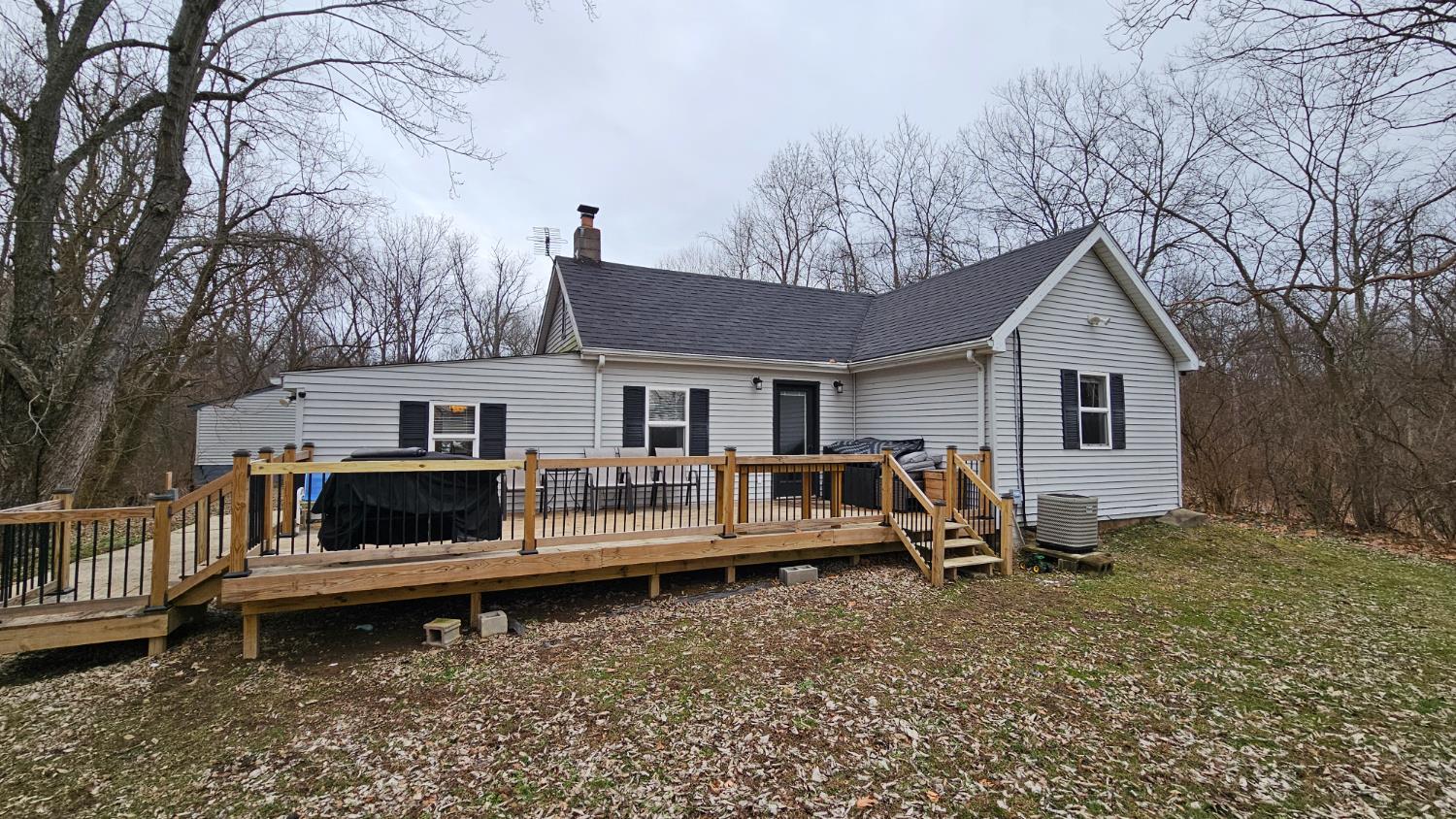 18485 Hogan Hill Road Aurora, IN 47001 - Photo 1 of 22