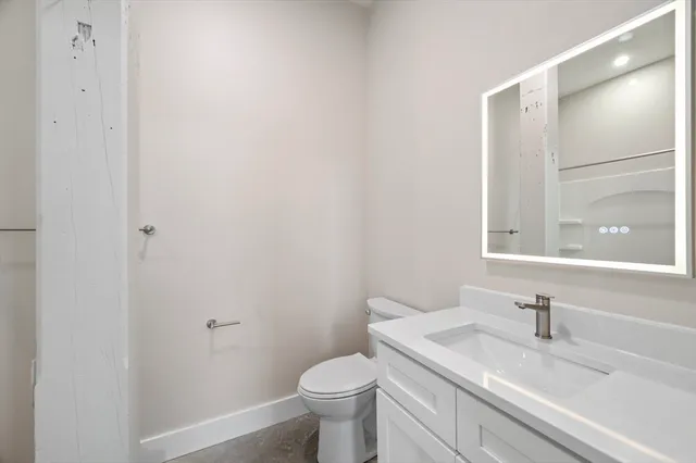 $2,050 | 34 Tremaine Street, Unit 1, Leominster, MA 01453