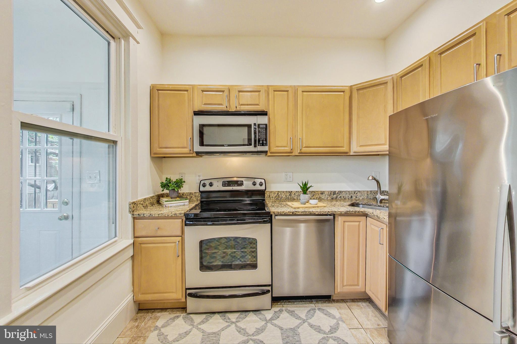 412 F Street Northeast Washington, DC 20002 - Photo 9 of 25 Gallery Image 9