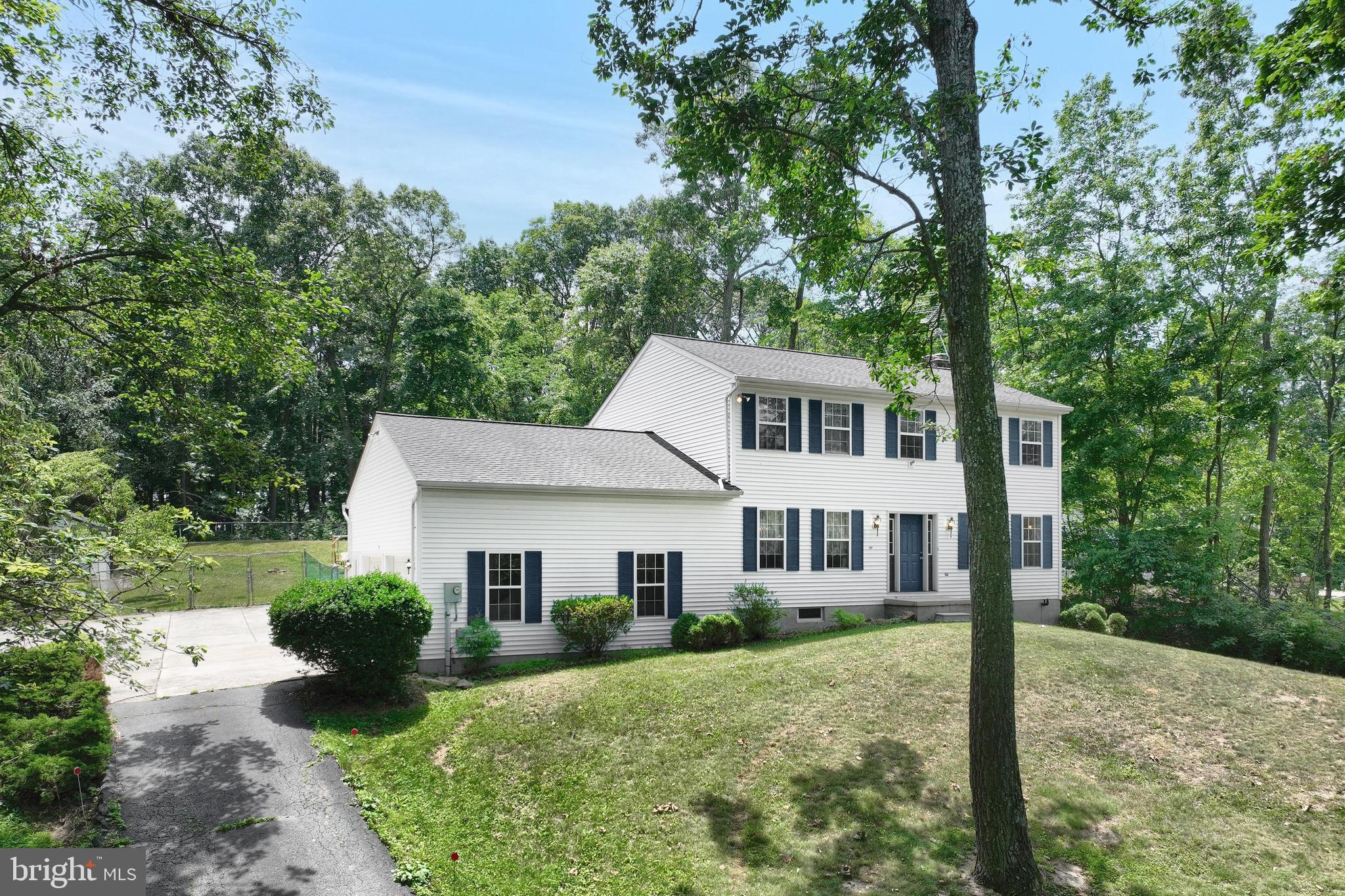 13259 Ridge Road Stewartstown, PA 17363 - Photo 2 of 46 Gallery Image 2