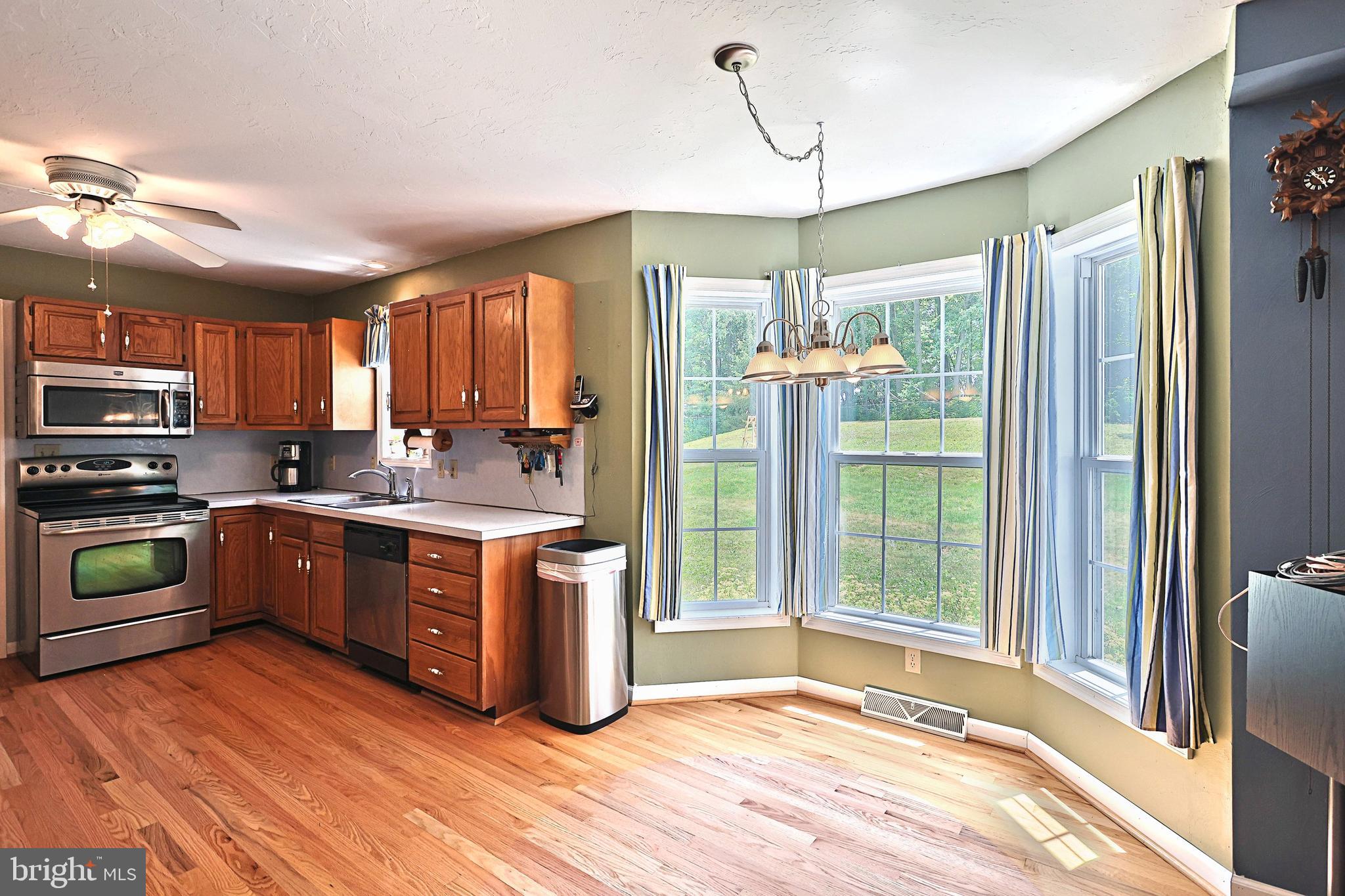 13259 Ridge Road Stewartstown, PA 17363 - Photo 27 of 46 Breakfast Nook