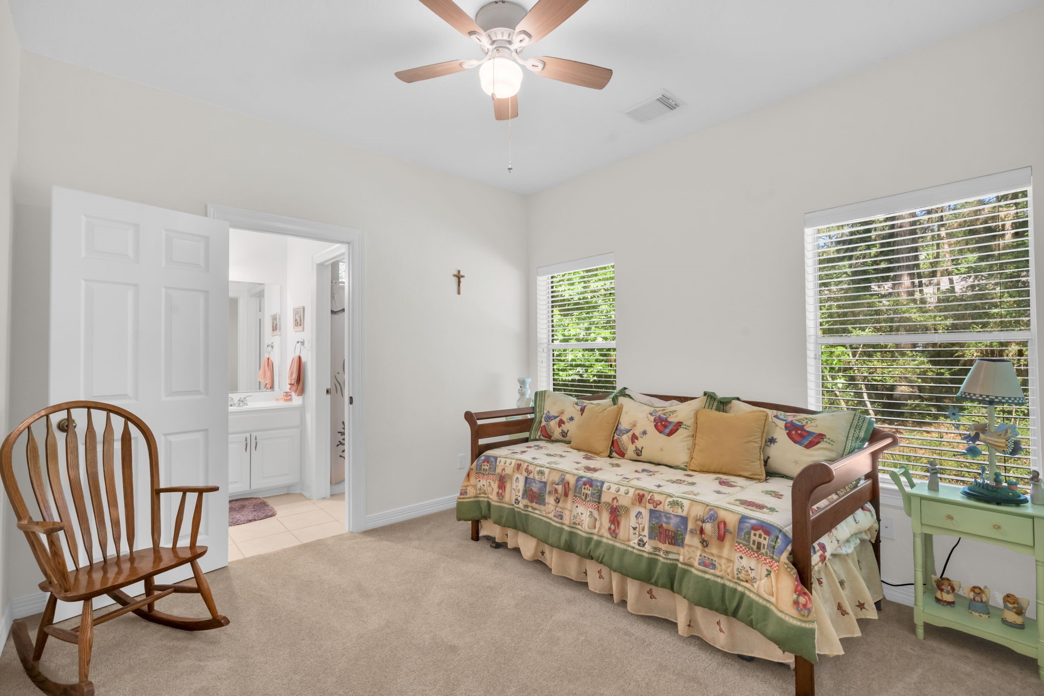 15501 Victoria's Way Montgomery, TX 77316 - Photo 27 of 36 Bedroom with attached Jack and Jill bathroom.