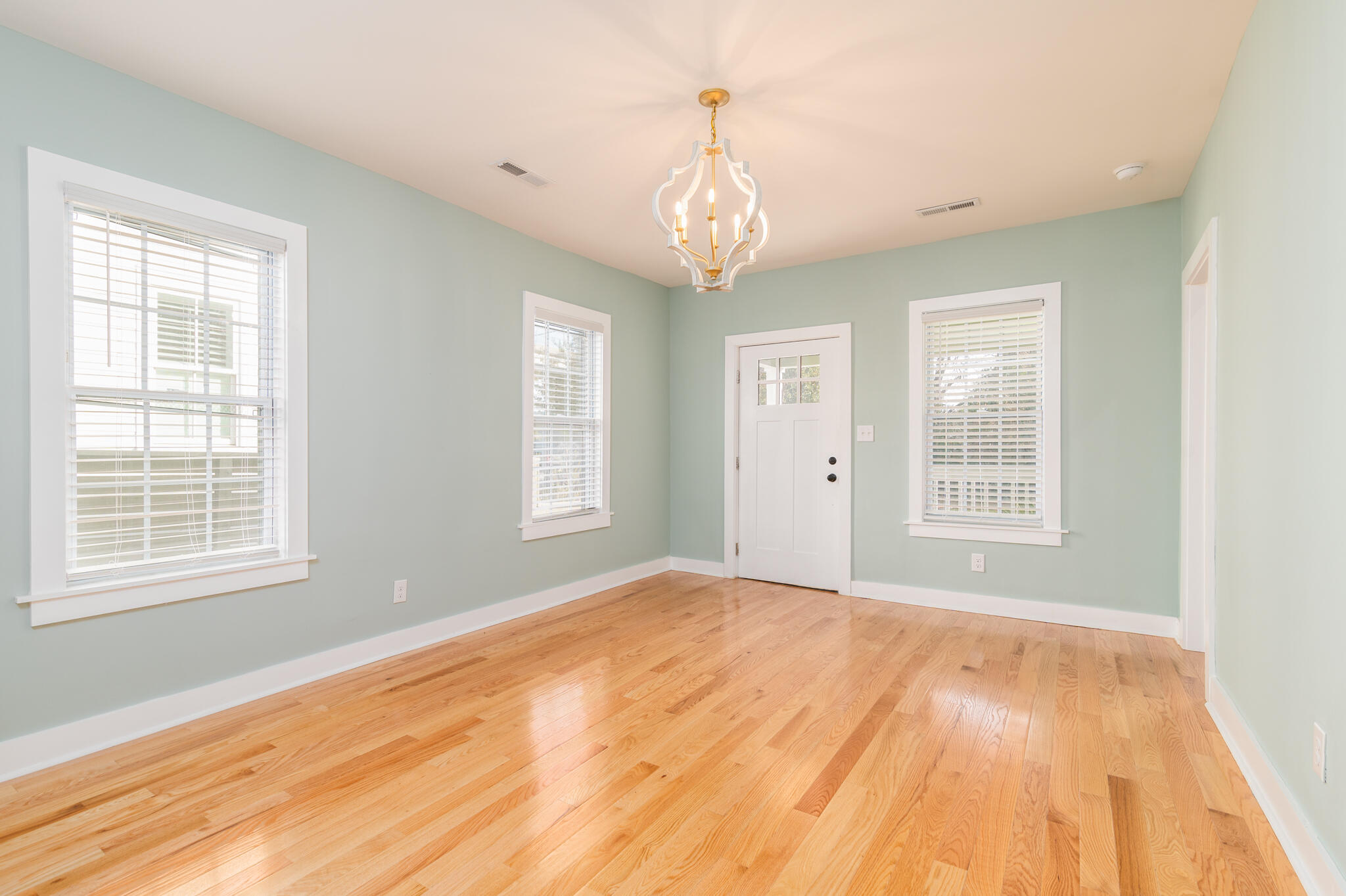 12 Simons Street Charleston, SC 29403 - Photo 10 of 32 12 Simmons - 003 - CMG