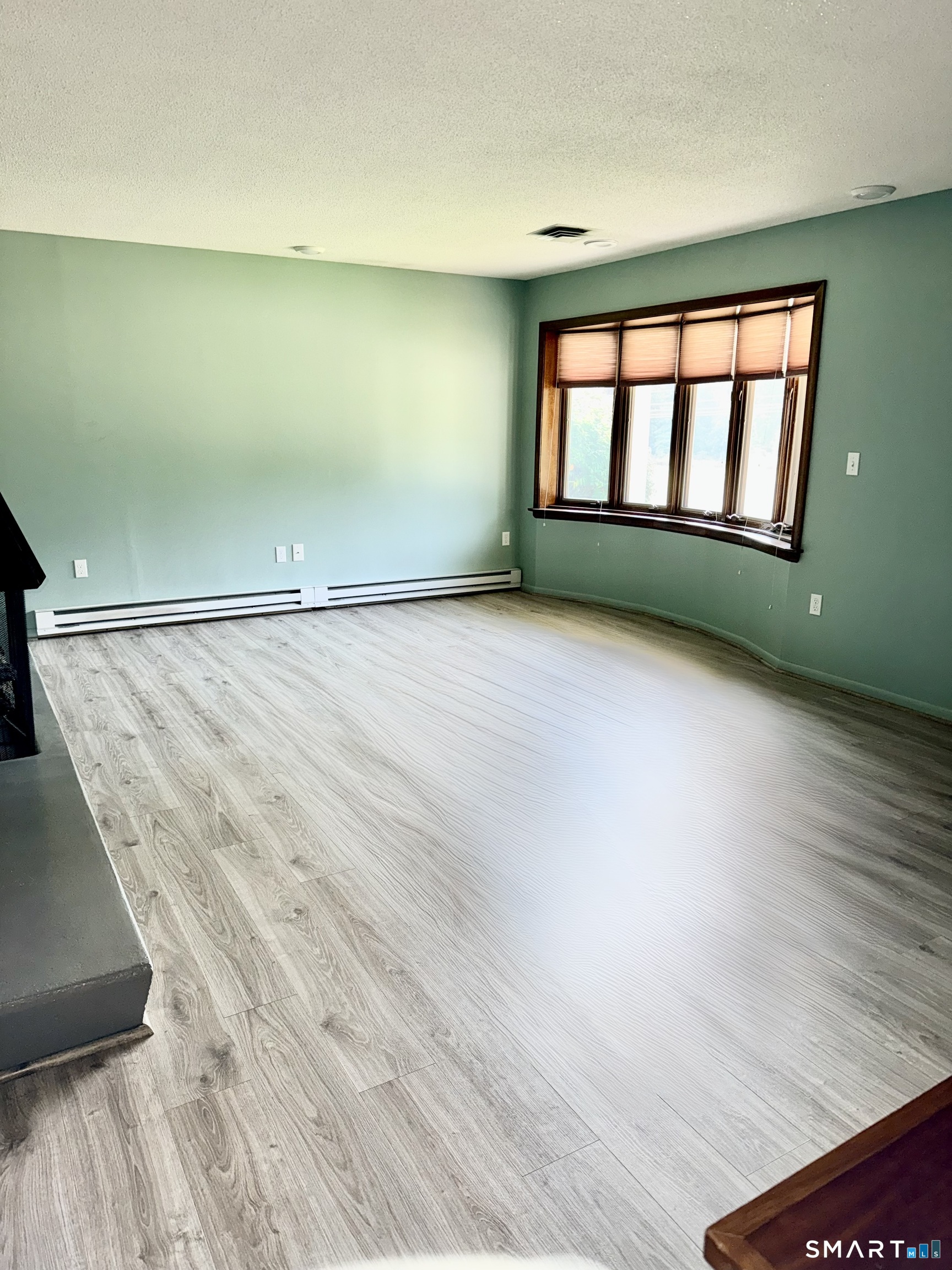 307 N Road East Windsor, CT 06016 - Photo 9 of 34 Gallery Image 9