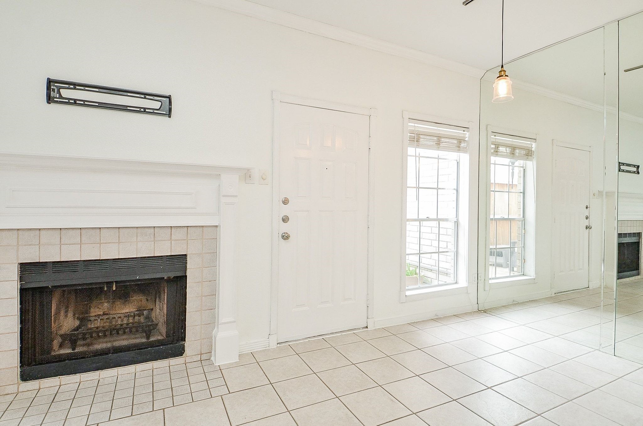 3800 Tanglewilde Street, Unit 109 Houston, TX 77063 - Photo 11 of 48