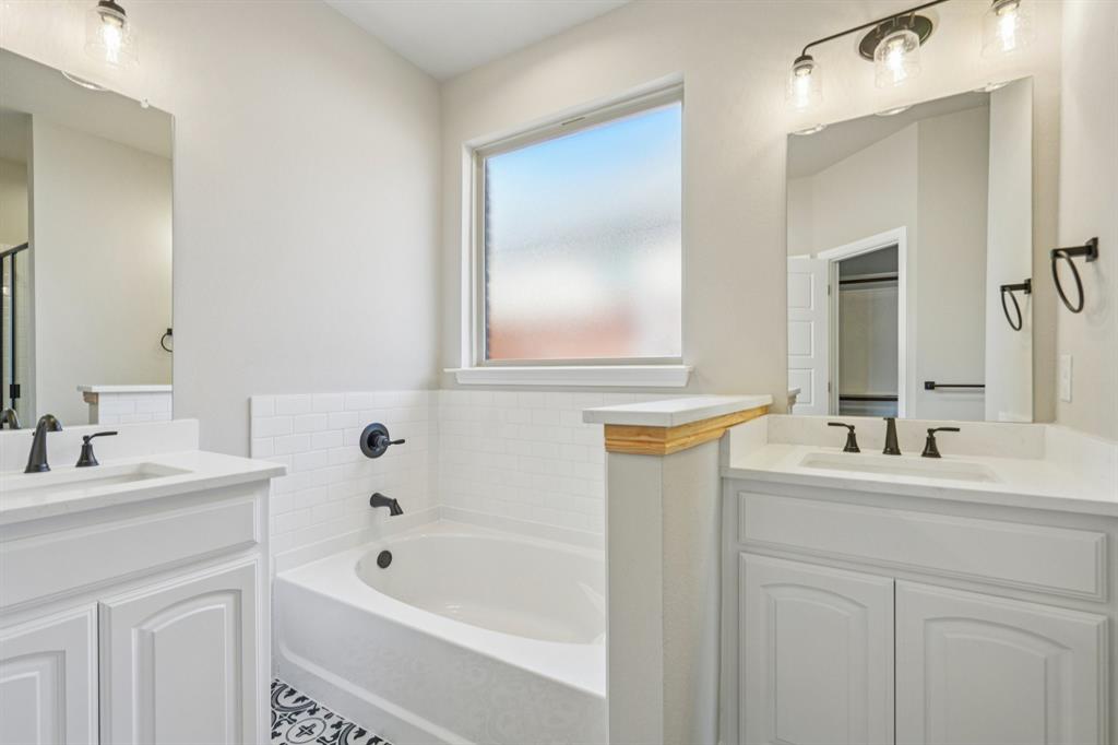 218 Cheyenne Trail Alvarado, TX 76009 - Photo 19 of 34