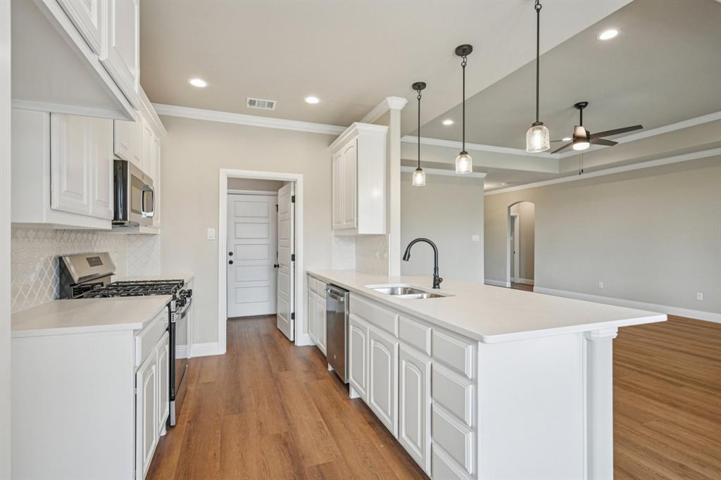 218 Cheyenne Trail Alvarado, TX 76009 - Photo 9 of 34